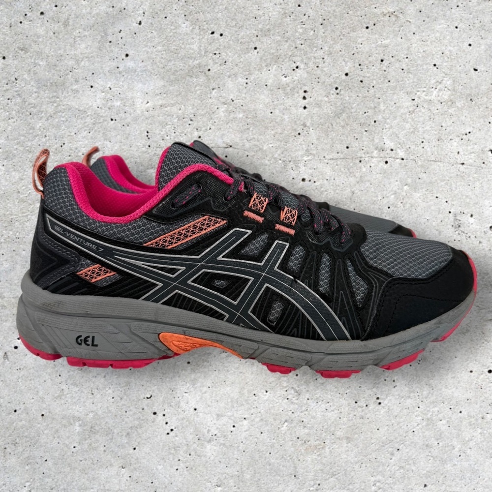 ASICS Women's Gel Trail Running Shoes - Black and Pink